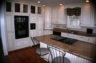 37 Fairway Kitchen