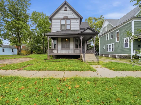712 W Walnut St, Kalamazoo, MI 49007