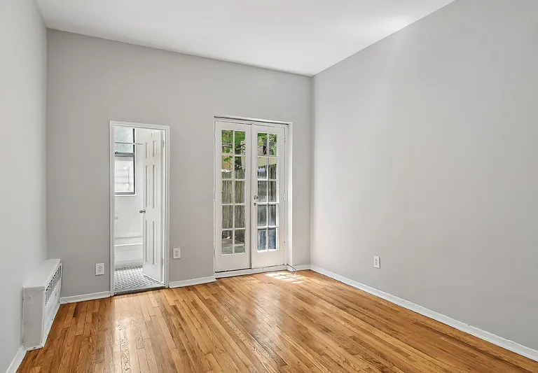 514 E 88th St #1C — Photo 1