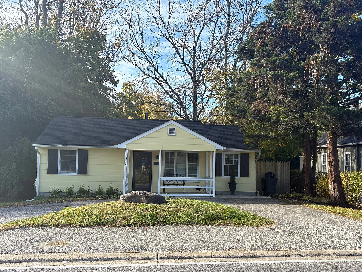 2 bed, 750 sqft, $2,250 — Photo 1