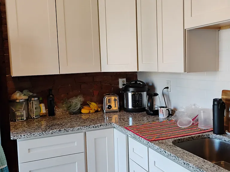 417 Kelly Ave #2 — Photo 28