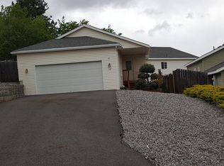 232 Angela Ct, Klamath Falls, OR 97601