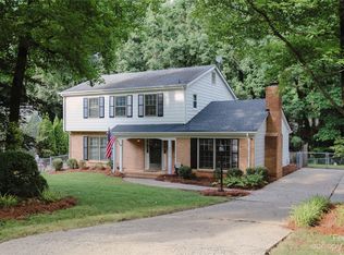 9313 Harps Mill Ct, Charlotte, NC 28270