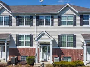 3823 Bailey Rd, Yorkville, IL 60560