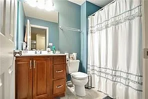 941 Montclair Dr — Photo 20