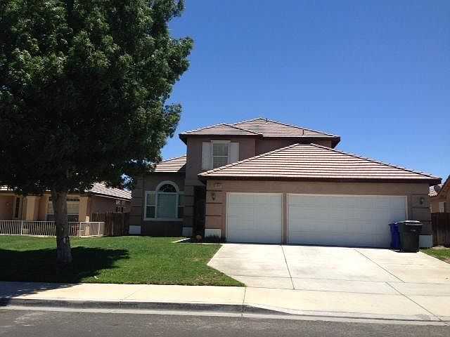 1st image of 13041 Nelliebell Dr