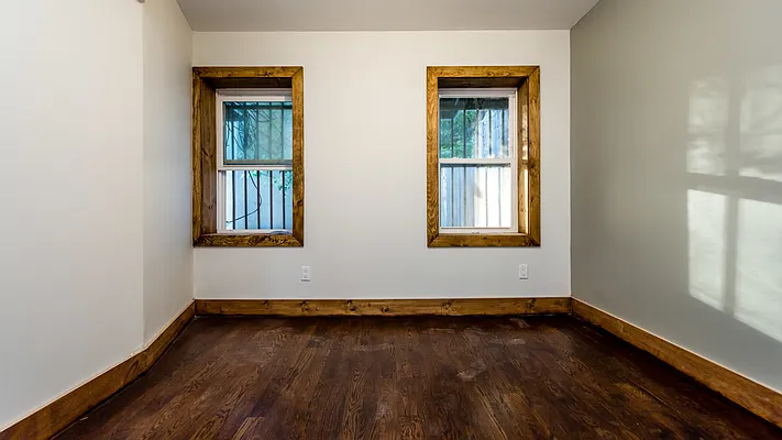 Rented by Nooklyn NYC LLC | media 8