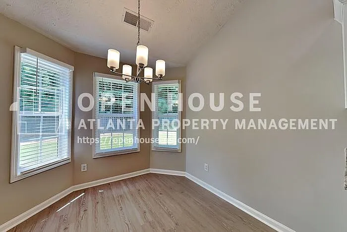 638 Castlebrooke Way — Photo 7