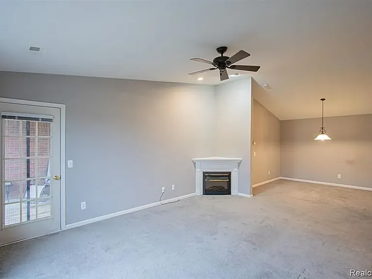 51602 Stern Ln — Photo 7