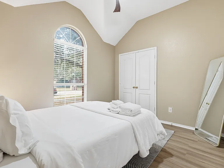 11304 Amber Valley Dr — Photo 10