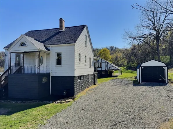 233 Brown St, Brownsville, PA 15417