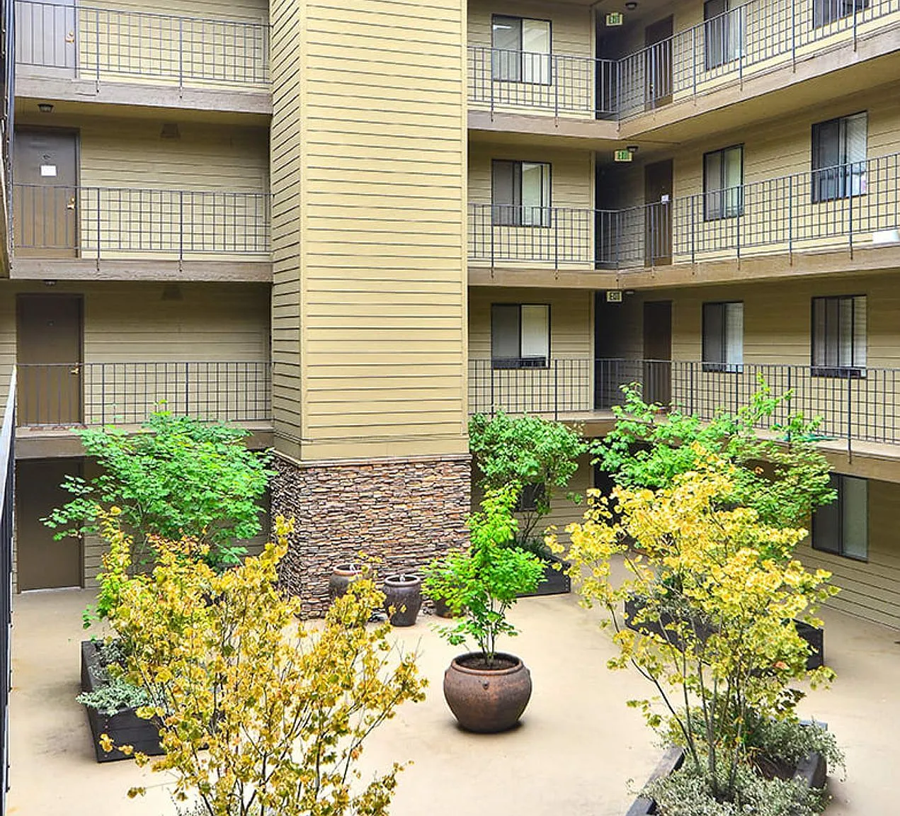 Greenlake Terrace Apartments — Photo 4