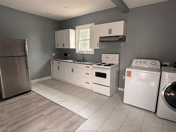 2nd image of 637 Tuscarora St