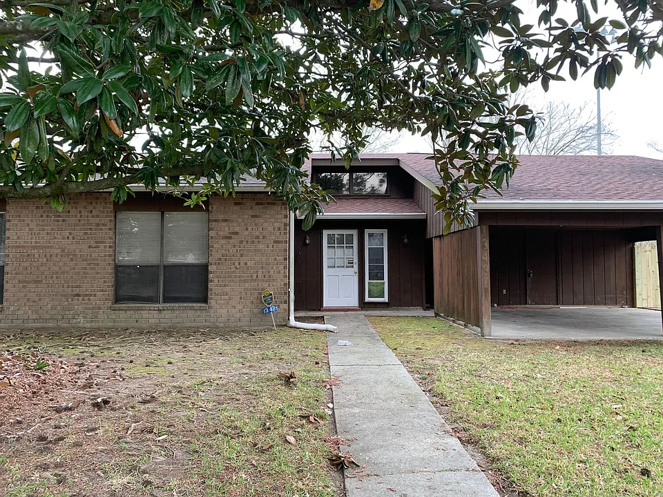 13431 Briargrove Ave