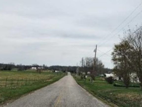 Exterior Neighborhood (street photo)