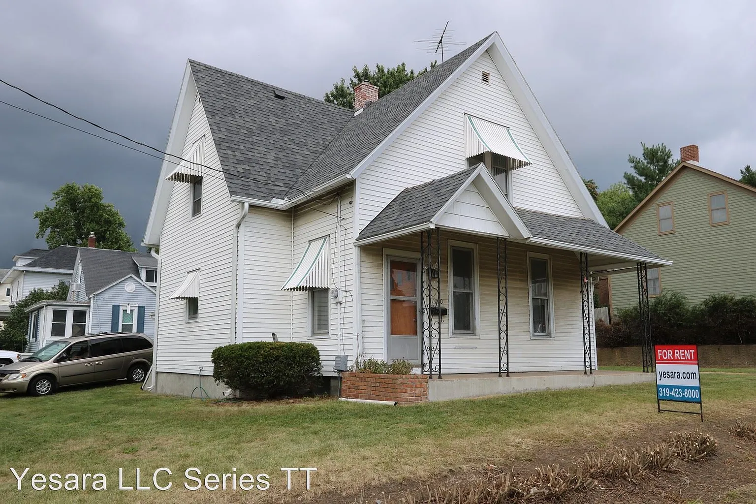 1010 Spring St photo 1