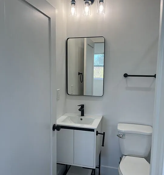212 E 29th St #214-1/2 — Photo 18