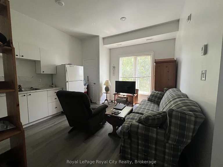 71 Victoria St #303 — Photo 6
