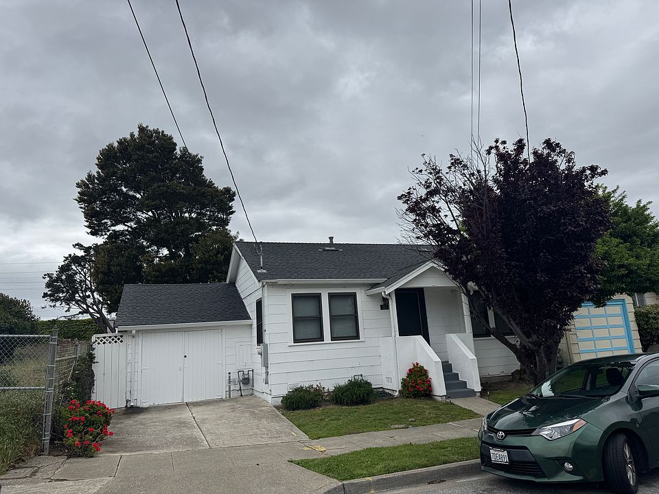 1st image of 711 2nd Ave