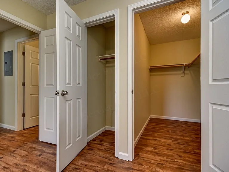 616 Evergreen St — Photo 14