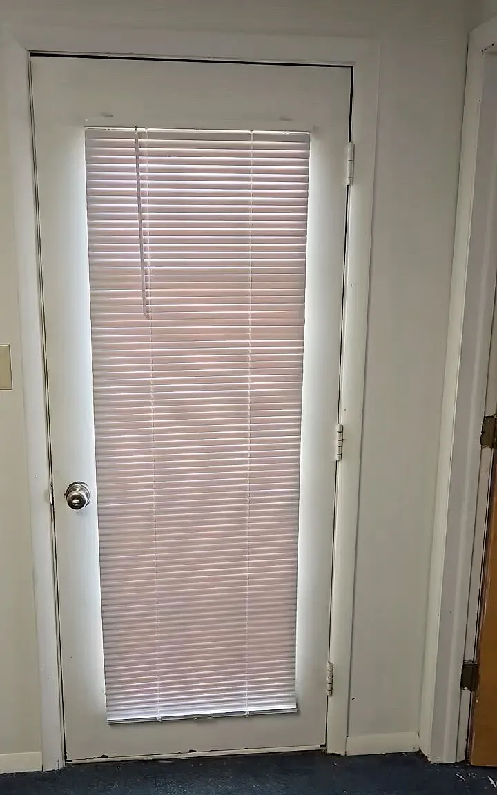 2 bed, $900 — Photo 1