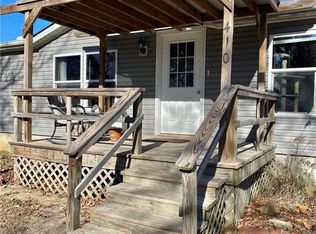 410 W 7th St, Waverly, KS 66871