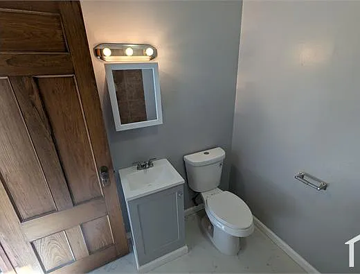 36 Amherst St #5 — Photo 3