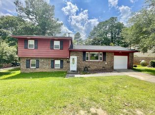 3213 McChoen Dr, Fayetteville, NC 28301