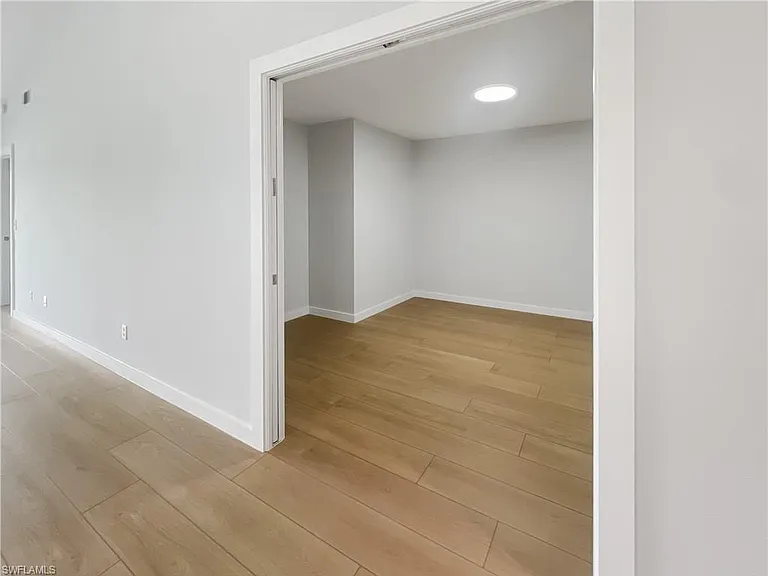 5908 Cranbrook Way #I202 — Photo 13