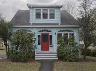 18 Middle St, Lexington, MA 02421