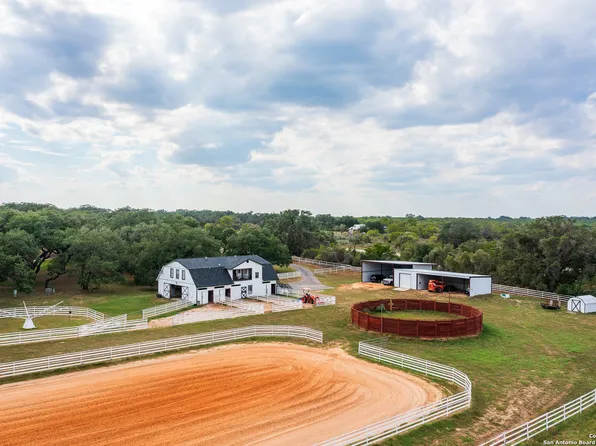 2310 state highway 97, Pleasanton, TX 78064