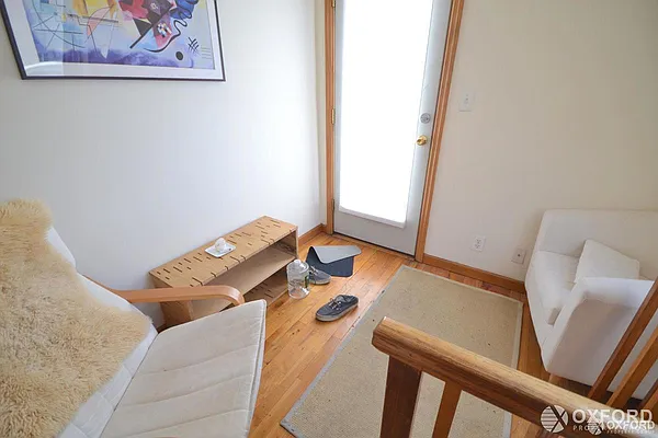 Rented by Oxford Property Group | media 9
