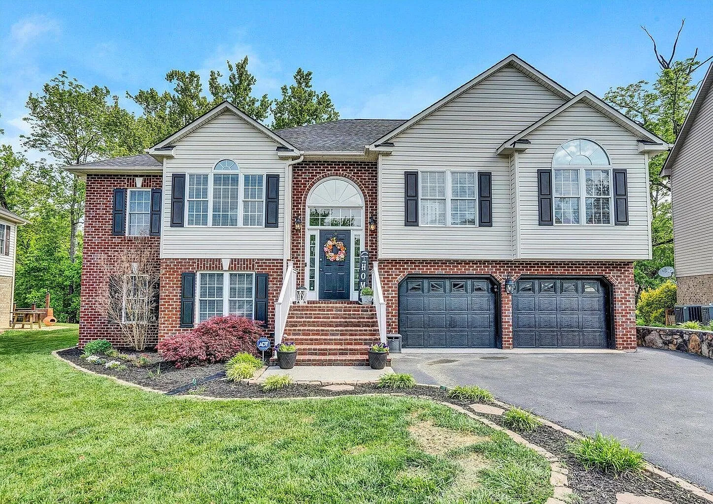 1334 Millers Landing Cir photo 1