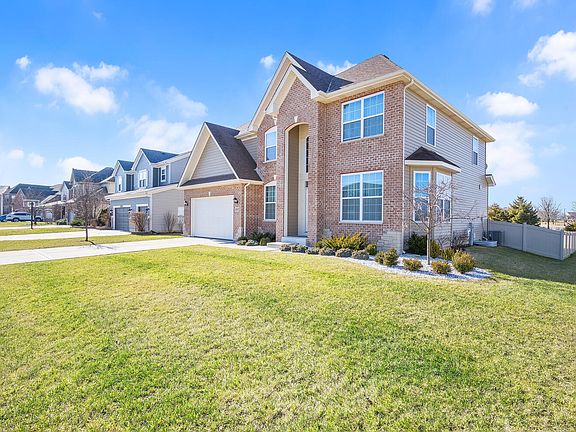 2nd image of 16030 S Selfridge Cir