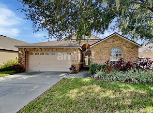 6318 Bridgecrest Dr, Lithia, FL 33547