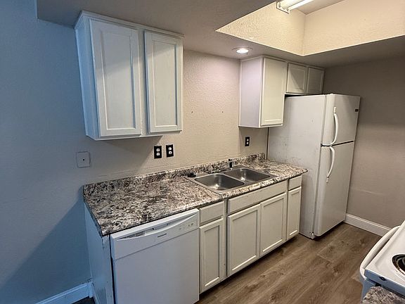 5th image of 232 Fritts Way #232