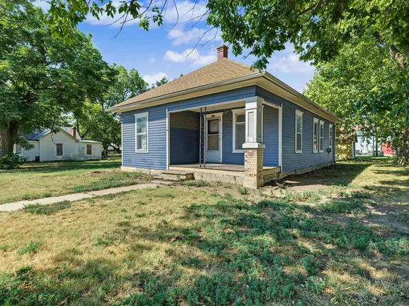 121 N Swedonia St, Marquette, KS 67464