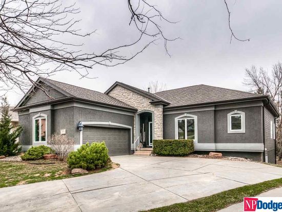 11414 Iowa Cir Omaha Ne 68142 Zillow