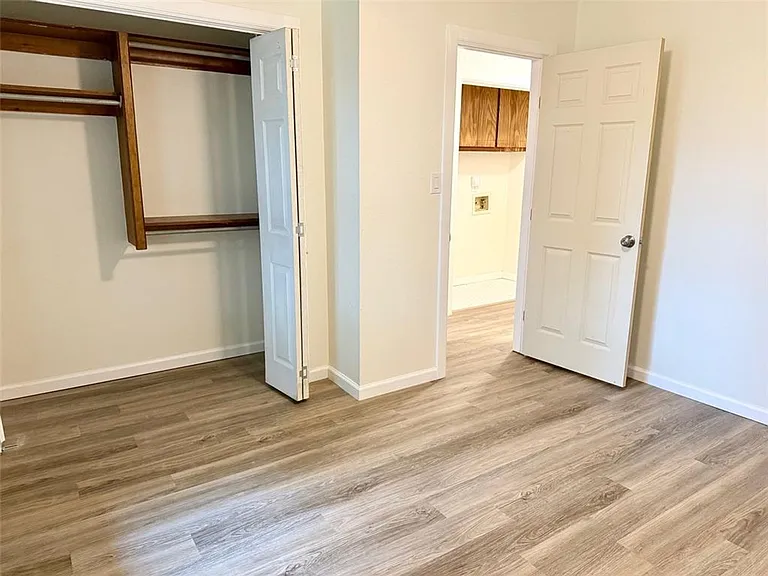 1800 Hillcrest Dr — Photo 21