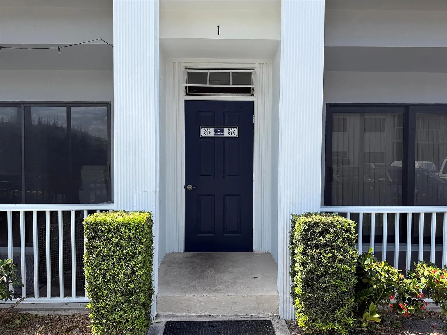 1 bed, 1.5 bath, 694 sqft, $1,900 — Photo 4
