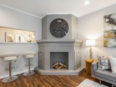 2101 Baker St - Image 5