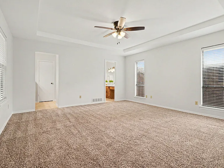 2313 Cliffside Dr — Photo 22