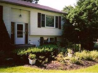 18 Hanover St, Montgomery, NY 12549