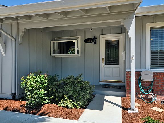 2nd image of 5808 Alcazar Dr