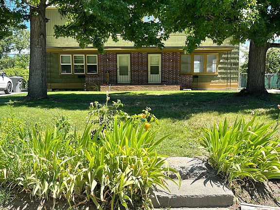 3rd image of 1310 Mahan Ave #1310