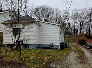 476 4th Ave, New Eagle, PA 15067