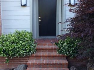 250 Scenic Dr, Vallejo, CA 94591