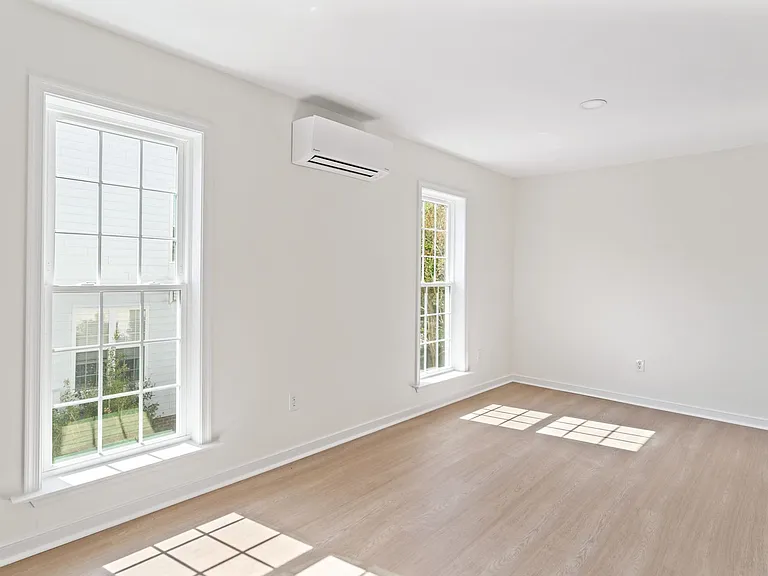 4990 Lake Tree Ln — Photo 38