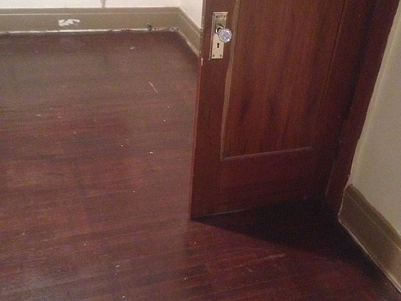 3rd image of 648 Lasalle Ave #2