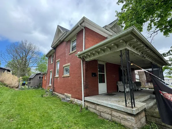 213 Coshocton Ave, Mount Vernon, OH 43050